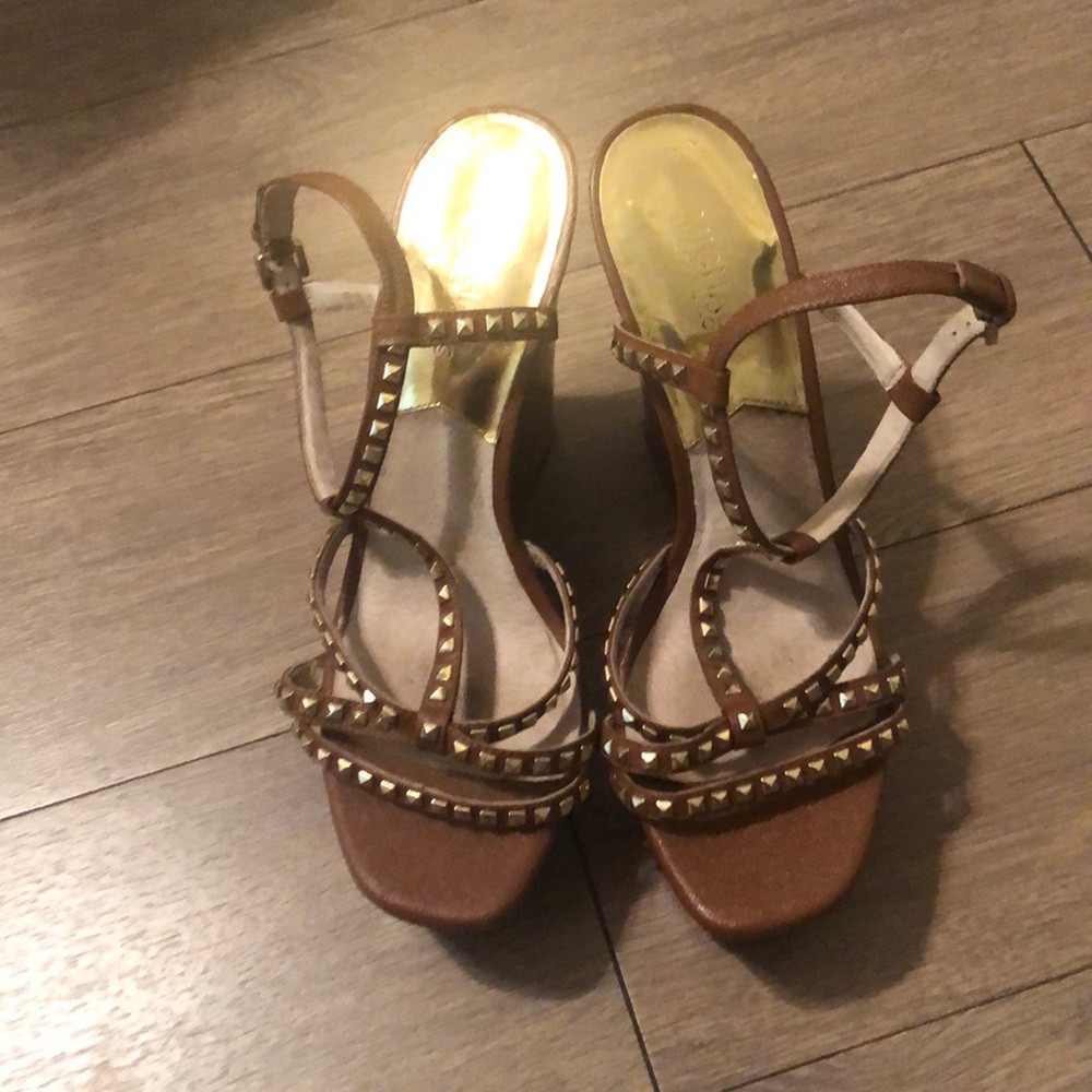 Michal Kors Wedges